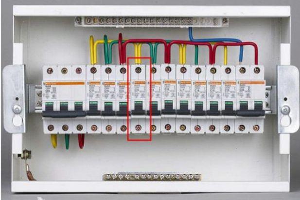打雷漏电开关跳闸是什么原因-小啄